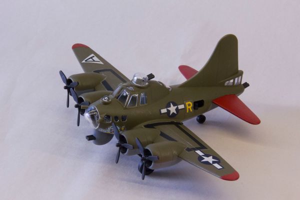 Meng B-17G complete